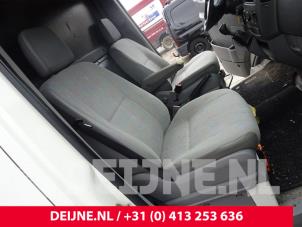 Used Seat, right Volkswagen Crafter 2.5 TDI 30/32/35/46/50 Price on request offered by van Deijne Onderdelen Uden B.V.