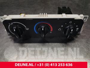 Usados Panel de control de calefacción Ford Transit 2.0 TDdi 16V 260S Precio € 48,40 IVA incluido ofrecido por van Deijne Onderdelen Uden B.V.