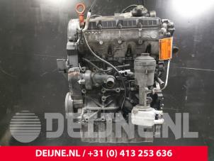 Gebrauchte Motor Volkswagen Transporter T5 1.9 TDi Preis auf Anfrage angeboten von van Deijne Onderdelen Uden B.V.