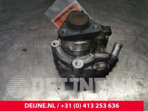 Used Power steering pump Volkswagen Transporter T5 2.0 BiTDI DRF Price € 121,00 Inclusive VAT offered by van Deijne Onderdelen Uden B.V.