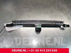 Used Third brake light Volvo V70 (SW) 2.4 20V 170 Price € 25,00 Margin scheme offered by van Deijne Onderdelen Uden B.V.