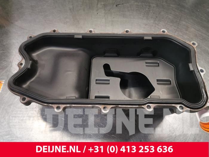 Gebrauchte Ölwanne Iveco Daily Preis € 60,50 Mit Mehrwertsteuer angeboten von van Deijne Onderdelen Uden B.V.
