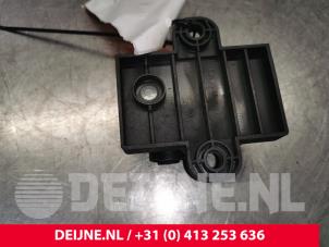 Used Glow plug relay Mercedes Sprinter Price € 48,40 Inclusive VAT offered by van Deijne Onderdelen Uden B.V.