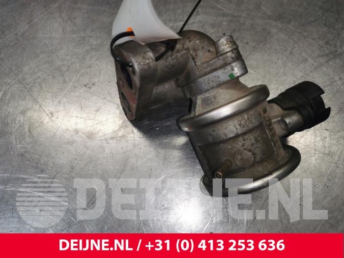 Usagé Valve RGE Porsche Cayenne (9PA) 3.2 V6 24V Prix € 35,00 Règlement à la marge proposé par van Deijne Onderdelen Uden B.V.