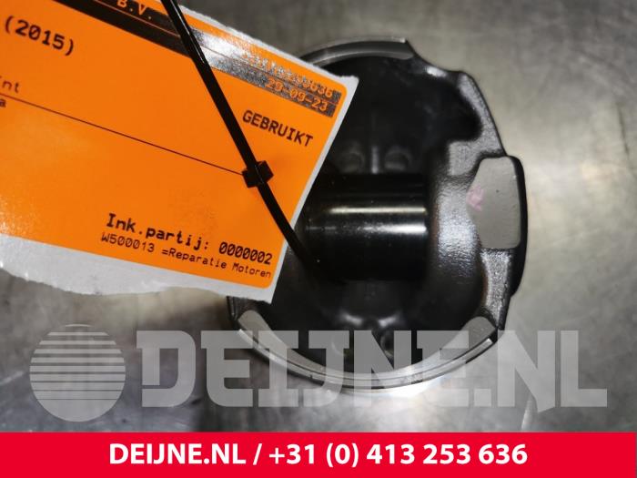 Usados Pistón Fiat Ducato Precio € 90,75 IVA incluido ofrecido por van Deijne Onderdelen Uden B.V.