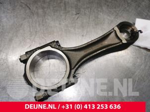 Used Connecting rod Fiat Ducato Price € 60,50 Inclusive VAT offered by van Deijne Onderdelen Uden B.V.