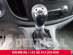 Used Gear stick Mercedes Vito (447.6) 1.6 109 CDI 16V Price on request offered by van Deijne Onderdelen Uden B.V.