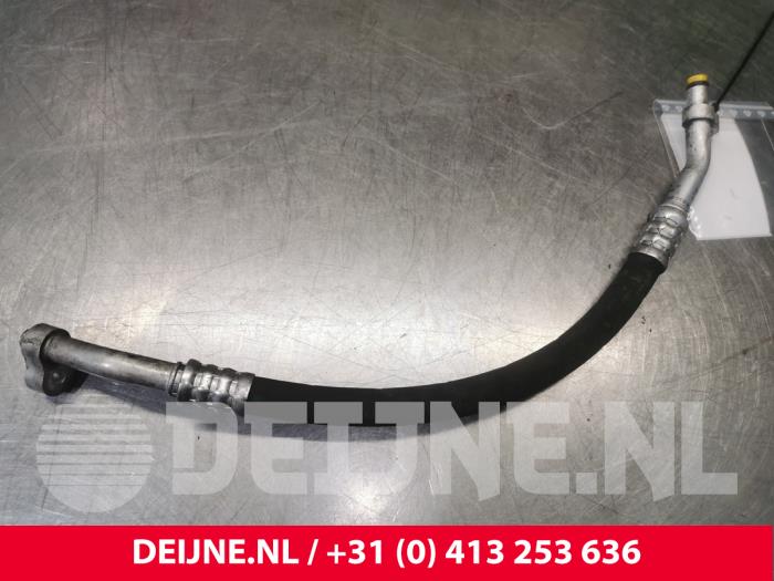 Air conditioning line from a Mercedes-Benz Sprinter 3,5t (906.63) 316 CDI 16V 2016