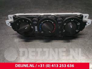 Usados Panel de control de calefacción Ford Transit Connect (PJ2) 1.6 TDCi 16V 75 Precio € 42,35 IVA incluido ofrecido por van Deijne Onderdelen Uden B.V.