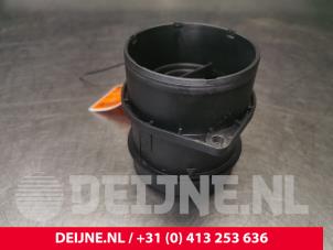 Luftmengenmesser van een Mercedes-Benz Sprinter 3,5t (906.63) 316 CDI 16V 2016