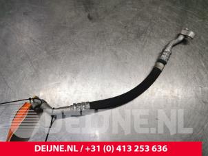 Usados Tubo de aire acondicionado Mercedes Sprinter 5t (906.15/906.25) 515 CDI 16V Precio € 42,35 IVA incluido ofrecido por van Deijne Onderdelen Uden B.V.