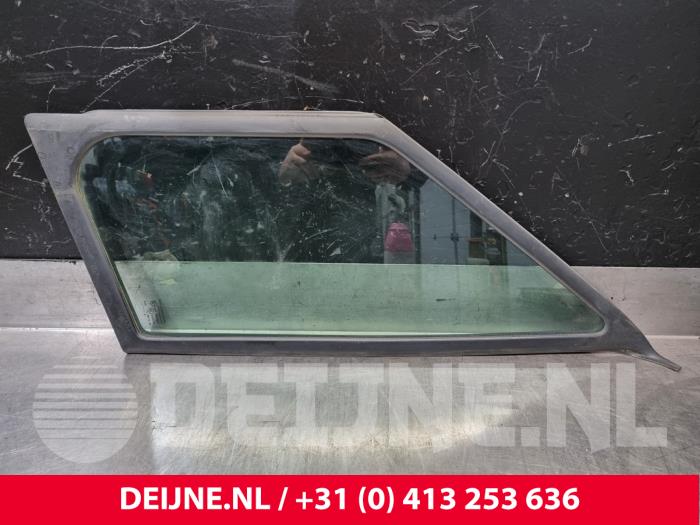 Usados Ventanilla triangular izquierda delante Volkswagen Crafter 2.0 BiTDI Precio € 48,40 IVA incluido ofrecido por van Deijne Onderdelen Uden B.V.