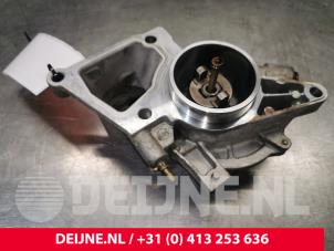 Usados Bomba de vacío (diésel) Citroen Jumper (U9) 2.2 HDi 100 Euro 4 Precio € 72,60 IVA incluido ofrecido por van Deijne Onderdelen Uden B.V.