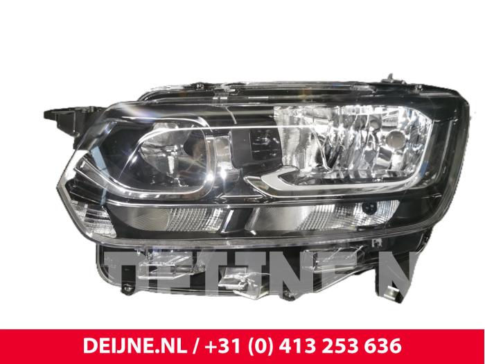 Nowe Reflektor prawy Toyota Pro-Ace City Cena € 250,47 Z VAT oferowane przez van Deijne Onderdelen Uden B.V.
