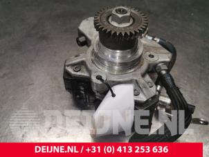 Usados Bomba de gasolina mecánica Mercedes Sprinter Precio € 242,00 IVA incluido ofrecido por van Deijne Onderdelen Uden B.V.