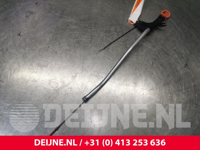Gebrauchte Ölmessstab Citroen Berlingo 1.6 BlueHDI 75 Preis € 12,10 Mit Mehrwertsteuer angeboten von van Deijne Onderdelen Uden B.V.