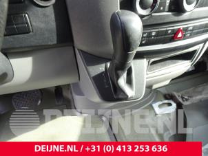 Used Gear stick Mercedes Sprinter 3t (906.71) 218 CDI 24V Price on request offered by van Deijne Onderdelen Uden B.V.
