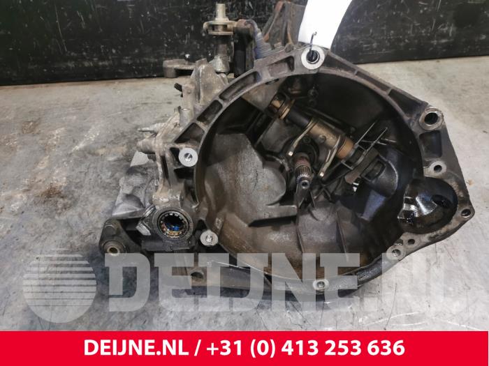 Gebrauchte Getriebe Fiat Ducato (230/231/232/234) 2.8 D Combinato Preis € 450,00 Margenregelung angeboten von van Deijne Onderdelen Uden B.V.