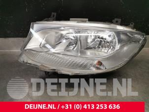 Gebrauchte Scheinwerfer links Mercedes Sprinter 3t (910.6) 211 CDI 2.1 D FWD Preis auf Anfrage angeboten von van Deijne Onderdelen Uden B.V.