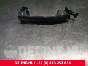 Used Door handle 2-door, left Mercedes Sprinter 3t (910.6) 211 CDI 2.1 D FWD Price on request offered by van Deijne Onderdelen Uden B.V.