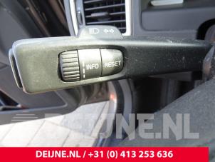 Gebrauchte Kombischalter Lenksäule Volvo V70 (BW) 1.6 DRIVe 16V Preis auf Anfrage angeboten von van Deijne Onderdelen Uden B.V.