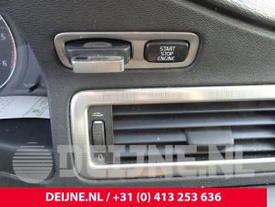 Gebrauchte Zündschloss + Schlüssel Volvo V70 (BW) 1.6 DRIVe 16V Preis auf Anfrage angeboten von van Deijne Onderdelen Uden B.V.