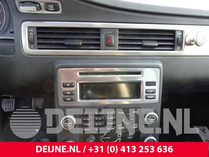Commutateur éclairage d'urgence d'un Volvo V70 (BW) 1.6 DRIVe 16V 2010