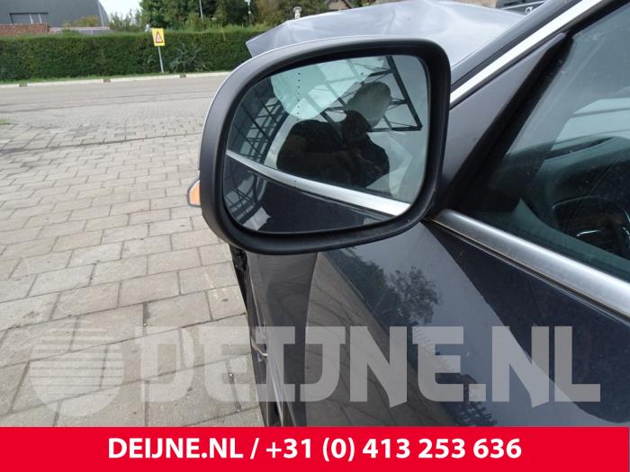 Wing mirror, left from a Volvo V60 I (FW/GW) 2.0 T6 16V 2015