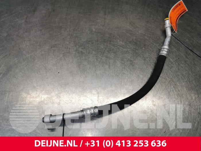 Air conditioning line from a Mercedes-Benz Sprinter 3,5t (906.63) 311 CDI 16V 2017