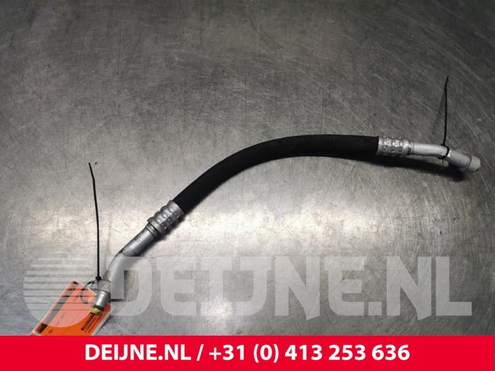 Air conditioning line from a Mercedes-Benz Sprinter 3,5t (906.63) 311 CDI 16V 2017