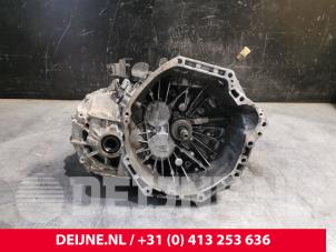 Used Gearbox Opel Vivaro 1.6 CDTi BiTurbo Price € 1.270,50 Inclusive VAT offered by van Deijne Onderdelen Uden B.V.