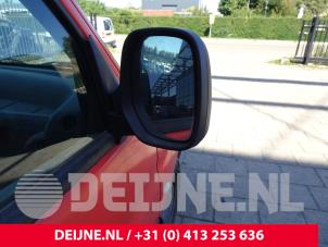 Used Wing mirror, right Citroen Berlingo 2.0 HDi Price € 42,35 Inclusive VAT offered by van Deijne Onderdelen Uden B.V.
