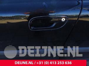 Gebrauchte Türgriff 4-türig links vorne Volvo V70 (SW) 2.4 20V 140 Preis auf Anfrage angeboten von van Deijne Onderdelen Uden B.V.