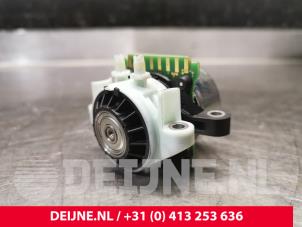 Used AdBlue pump Mercedes Sprinter 3t (910.6) 211 CDI 2.1 D FWD Price € 242,00 Inclusive VAT offered by van Deijne Onderdelen Uden B.V.