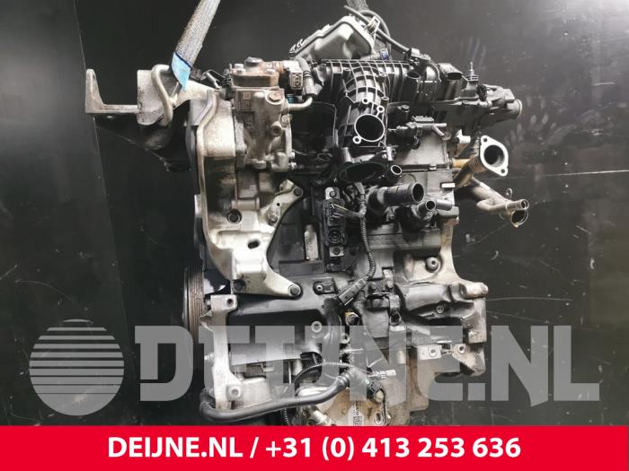 Engine Volvo V60 I 2.0 D2 16V - P31430110 D4204T8