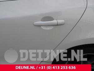 Used Rear door handle 4-door, left Volvo V60 I (FW/GW) 2.0 D2 16V Price on request offered by van Deijne Onderdelen Uden B.V.