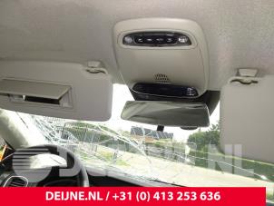 Usados Retrovisor interior Volvo V40 (MV) 1.6 D2 Precio € 125,00 Norma de margen ofrecido por van Deijne Onderdelen Uden B.V.