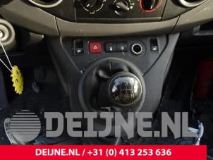 Usagé Commutateur éclairage d'urgence Citroen Berlingo 1.6 BlueHDI 100 Prix sur demande proposé par van Deijne Onderdelen Uden B.V.