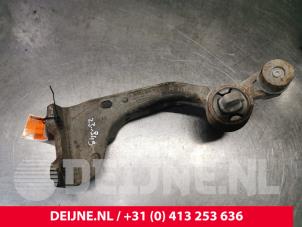 Used Rear upper wishbone, left Mercedes Vito (639.6) 3.0 122 CDI V6 24V Price € 42,35 Inclusive VAT offered by van Deijne Onderdelen Uden B.V.