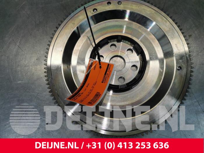 Gebrauchte Starterkranz Volvo XC60 I (DZ) 2.0 T5 16V Preis € 50,00 Margenregelung angeboten von van Deijne Onderdelen Uden B.V.