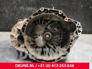 Used Gearbox Opel Movano (4A1; 4A2; 4B2; 4B3; 4C2; 4C3) 2.5 CDTI Price € 907,50 Inclusive VAT offered by van Deijne Onderdelen Uden B.V.