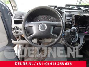 Usados Airbag izquierda (volante) Volkswagen Transporter T5 1.9 TDi Precio de solicitud ofrecido por van Deijne Onderdelen Uden B.V.