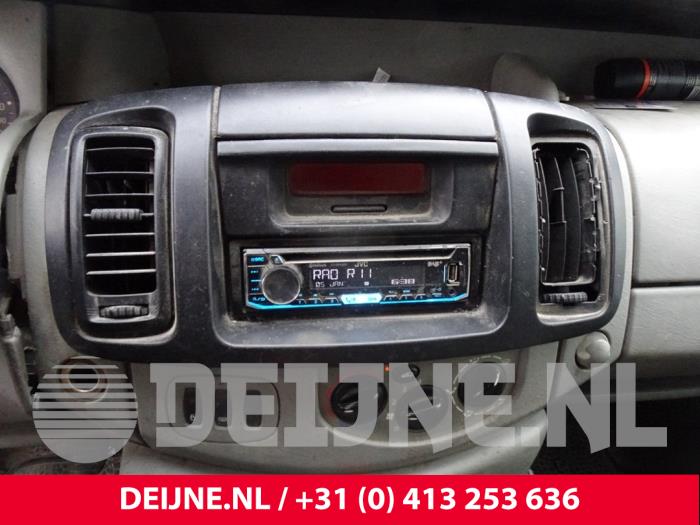 Radio Renault Trafic New 2.0 dCi 16V 90
