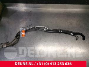 Used Power steering line Opel Vivaro 1.5 CDTI 102 Price € 90,75 Inclusive VAT offered by van Deijne Onderdelen Uden B.V.