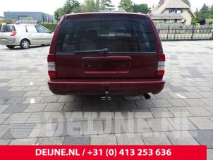 Usagé Pare-chocs arrière Volvo 960 I Estate 2.5i 24V Prix € 75,00 Règlement à la marge proposé par van Deijne Onderdelen Uden B.V.