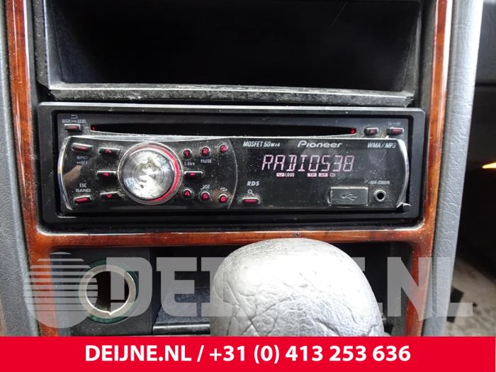 Radio d'un Volvo 960 I Estate 2.5i 24V 1995