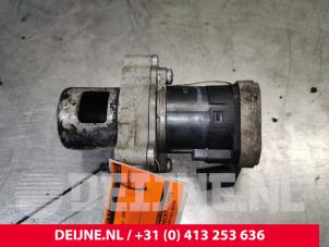 Used EGR valve Mercedes Sprinter 3t (906.61) 209 CDI 16V Price on request offered by van Deijne Onderdelen Uden B.V.