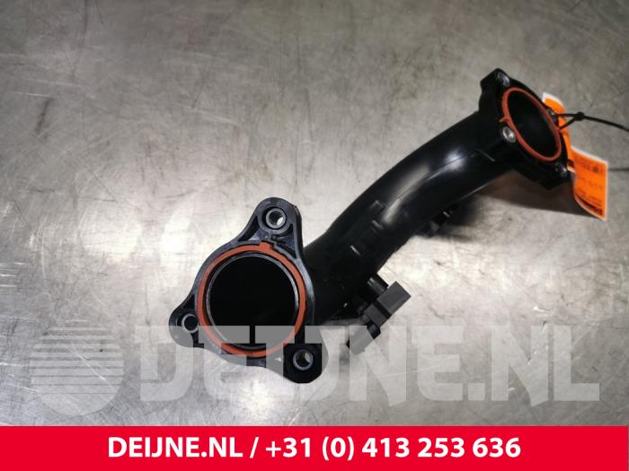 Air intake hose from a Peugeot Expert (VA/VB/VE/VF/VY) 1.5 BlueHDi 100 2020