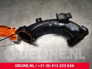 Used Air intake hose Peugeot Expert (VA/VB/VE/VF/VY) 1.5 BlueHDi 100 Price € 30,25 Inclusive VAT offered by van Deijne Onderdelen Uden B.V.