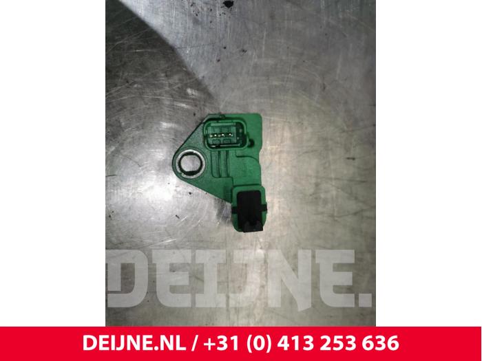 Begagnade Vevaxelsensor Peugeot Expert (V1/VA/VB/VE/VF/VT/VY) 1.5 BlueHDi 100 Pris € 24,20 Inklusive moms erbjuds av van Deijne Onderdelen Uden B.V.